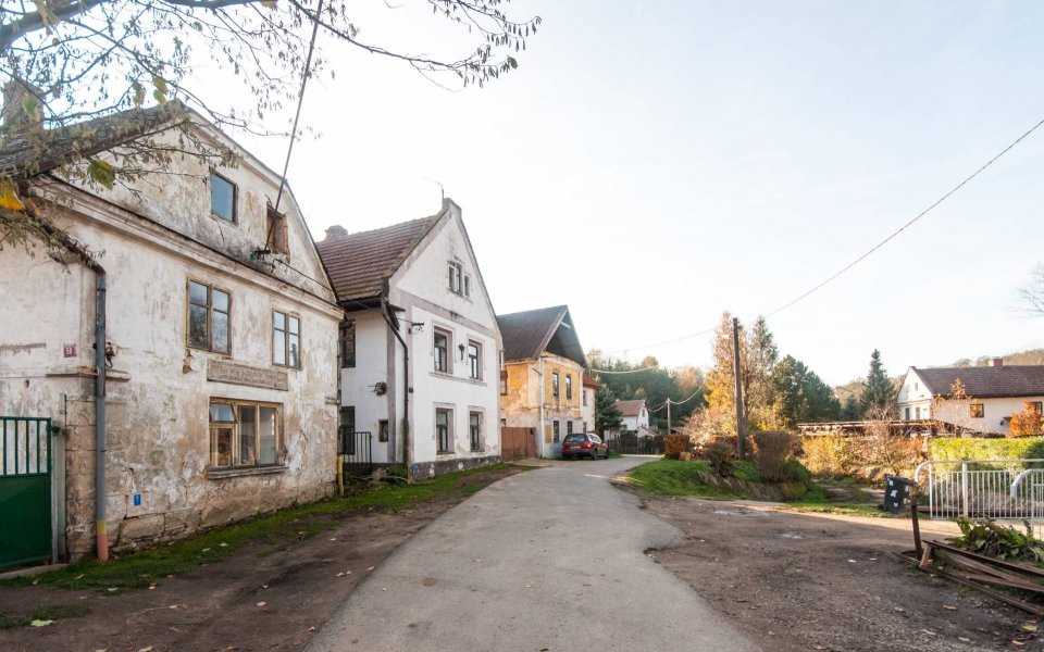 Před a po - Dům v kraji pískovcových skal