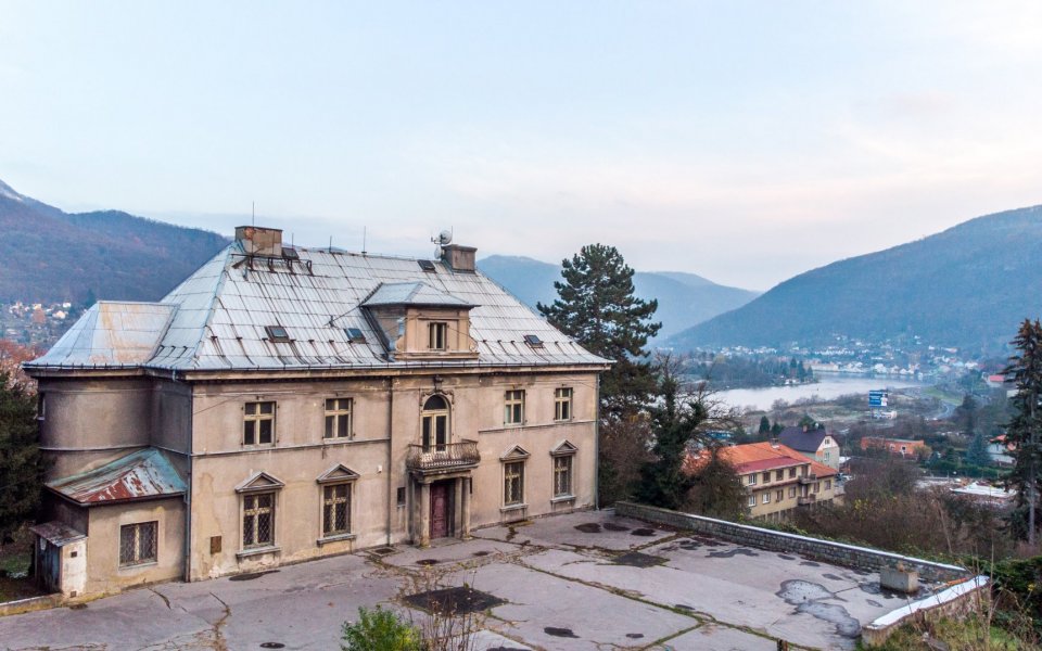 Vila Josefa Höniga na prodej