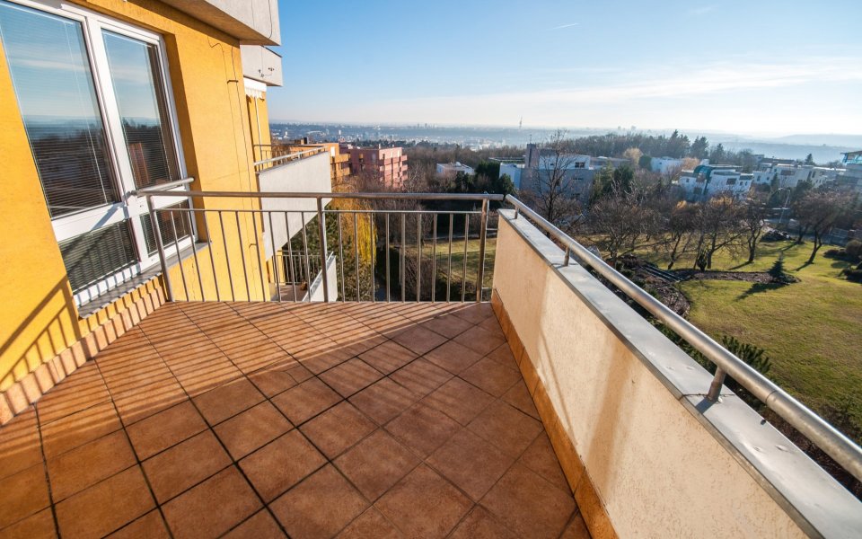 Pronájem bytu 3+1, 118 m², nádherný výhled na Prahu