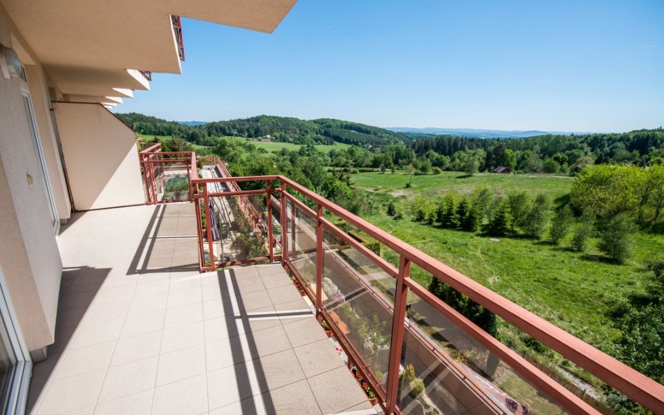 Pronájem bytu 2+kk, 54m² s nádherným výhledem do okolí
