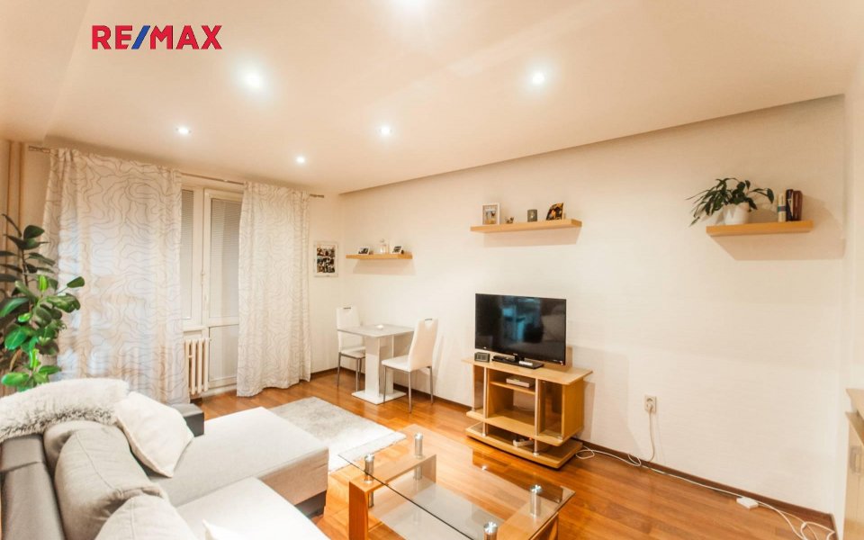 Pronájem bytu 2+1, 54 m²
