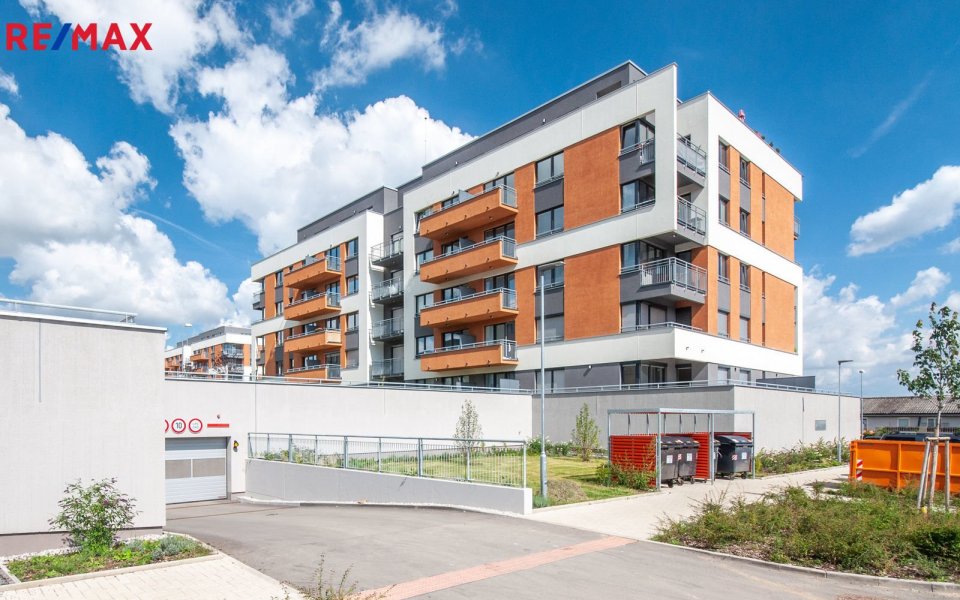 Pronájem bytu 1+kk v osobním vlastnictví 29 m², Praha 5 - Třebonice