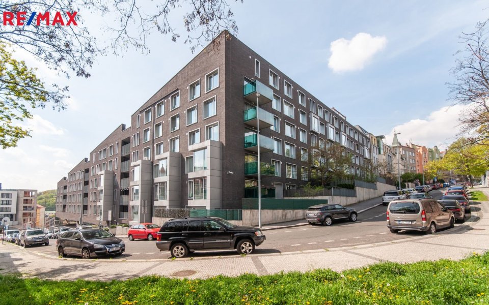 Pronájem bytu 2+kk v osobním vlastnictví 66 m², Praha 5 - Smíchov