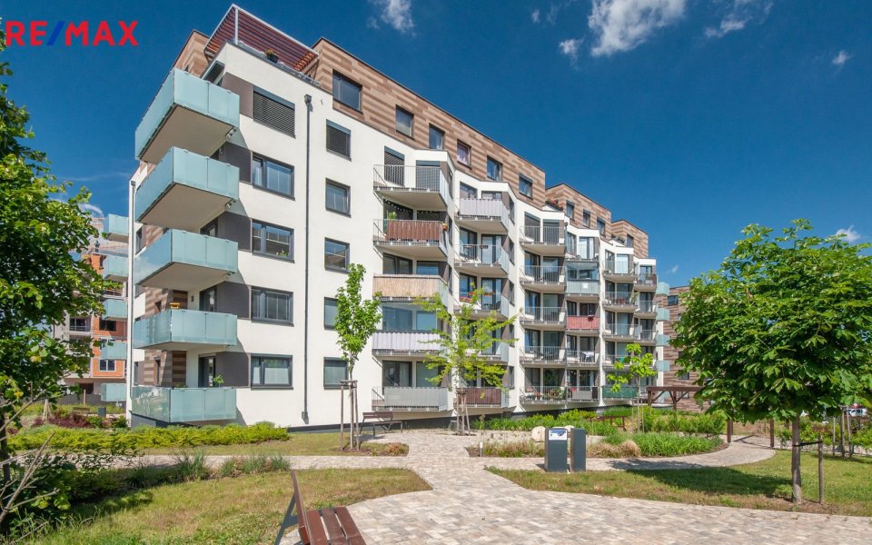 Prodej bytu 2+kk v osobním vlastnictví 51 m², Praha 5 - Hlubočepy
