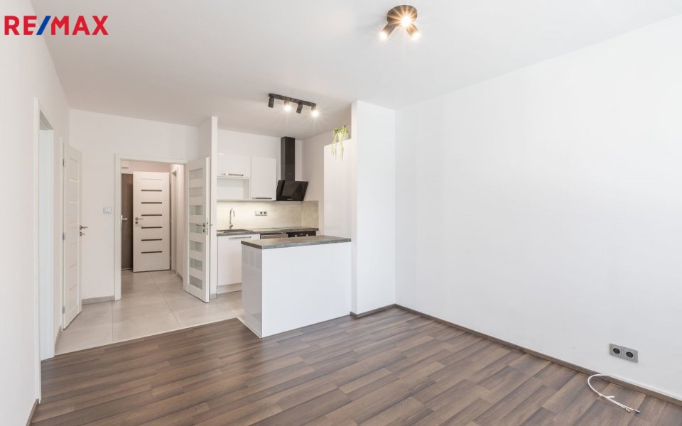Pronájem bytu 2+kk v osobním vlastnictví 41 m², Praha 4 - Modřany