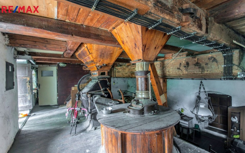 Prodej domu 675 m², Český Dub