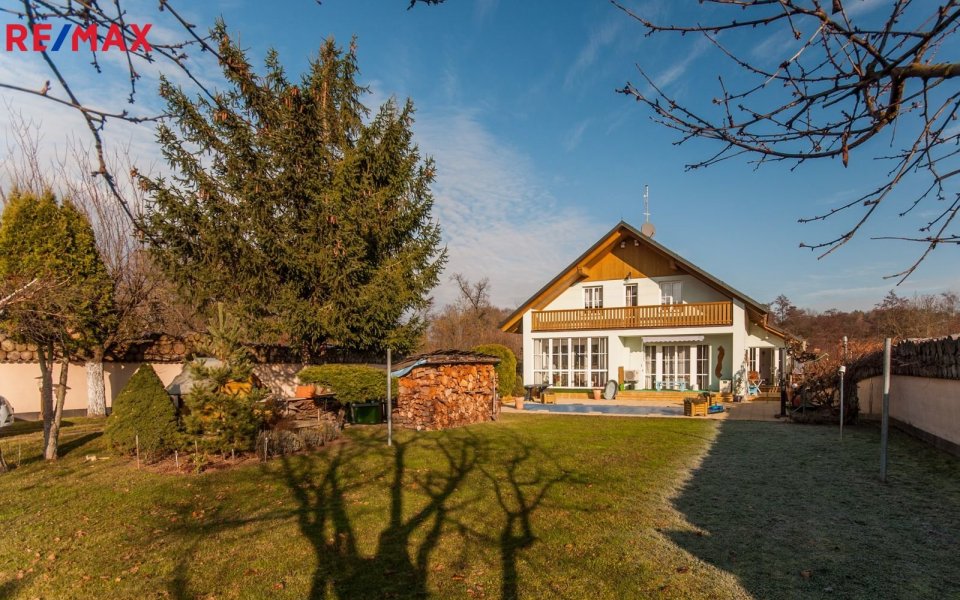 Prodej domu 592 m², Týnec nad Sázavou