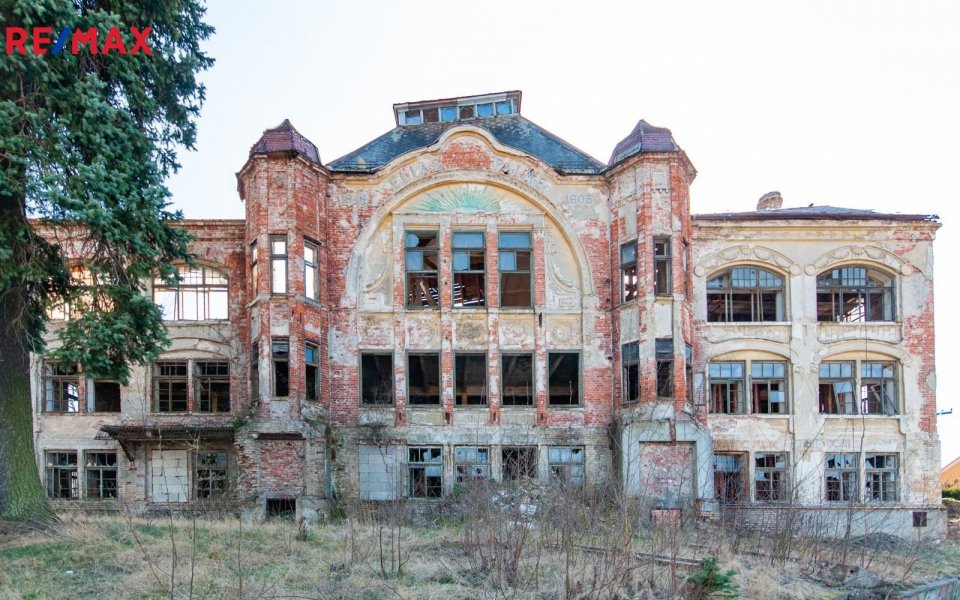 Prodej historického objektu 6622 m², Kamenický Šenov