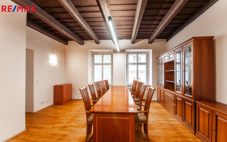 Pronájem kancelářských prostor 97 m², Praha 1 - Malá Strana